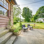 Central Erie Vacation Rental About 2 Mi To Beach!